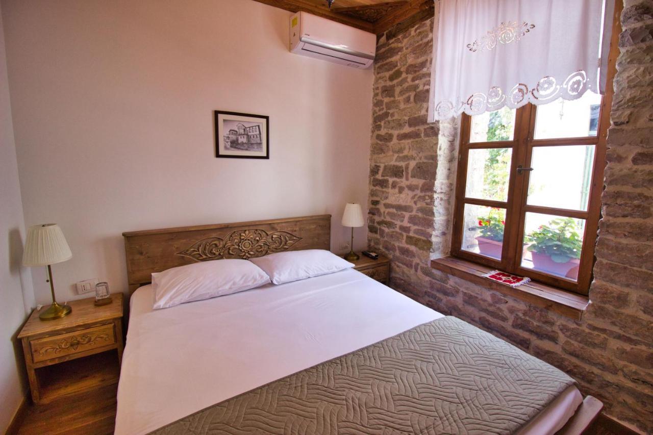 4Rooms Hotel Gjirokastër 外观 照片
