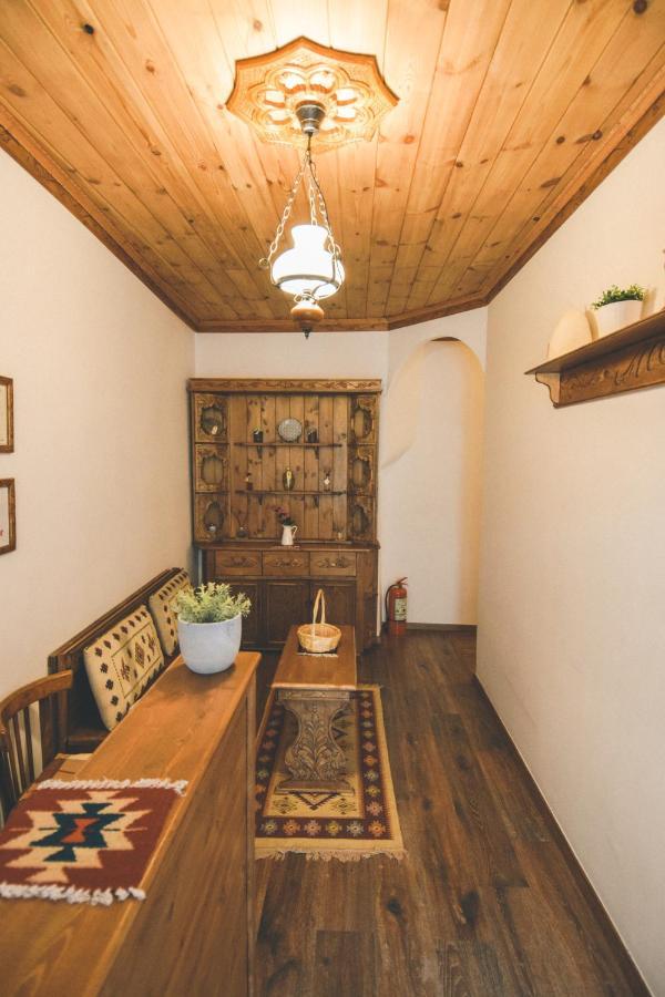 4Rooms Hotel Gjirokastër 外观 照片