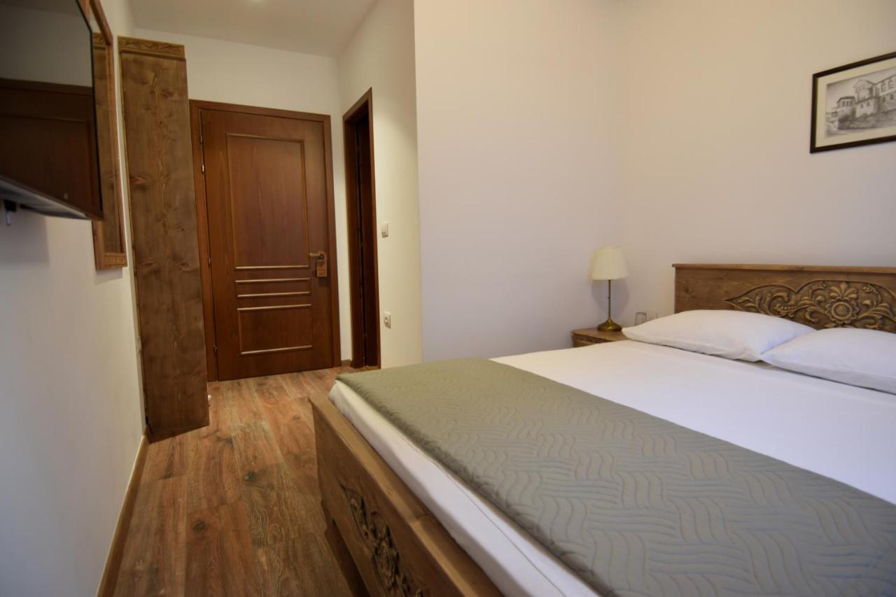 4Rooms Hotel Gjirokastër 外观 照片