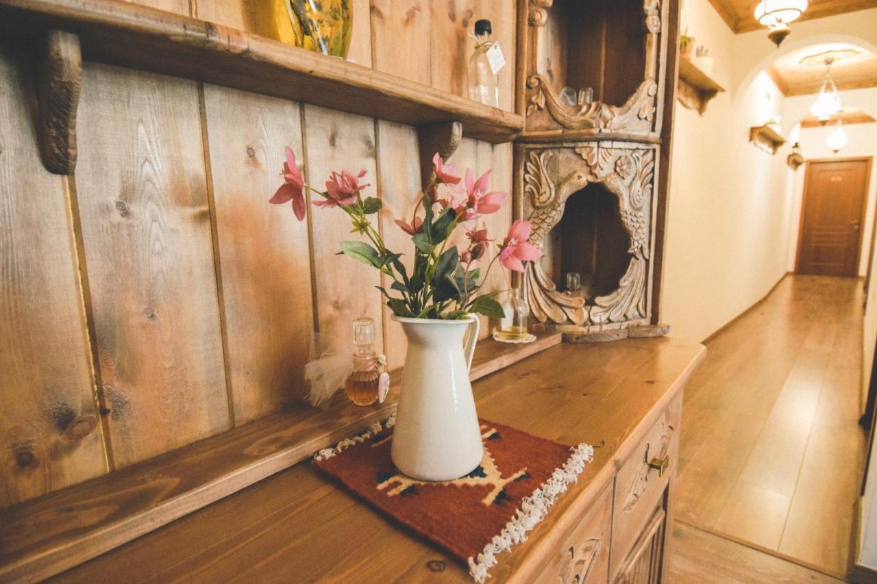 4Rooms Hotel Gjirokastër 外观 照片