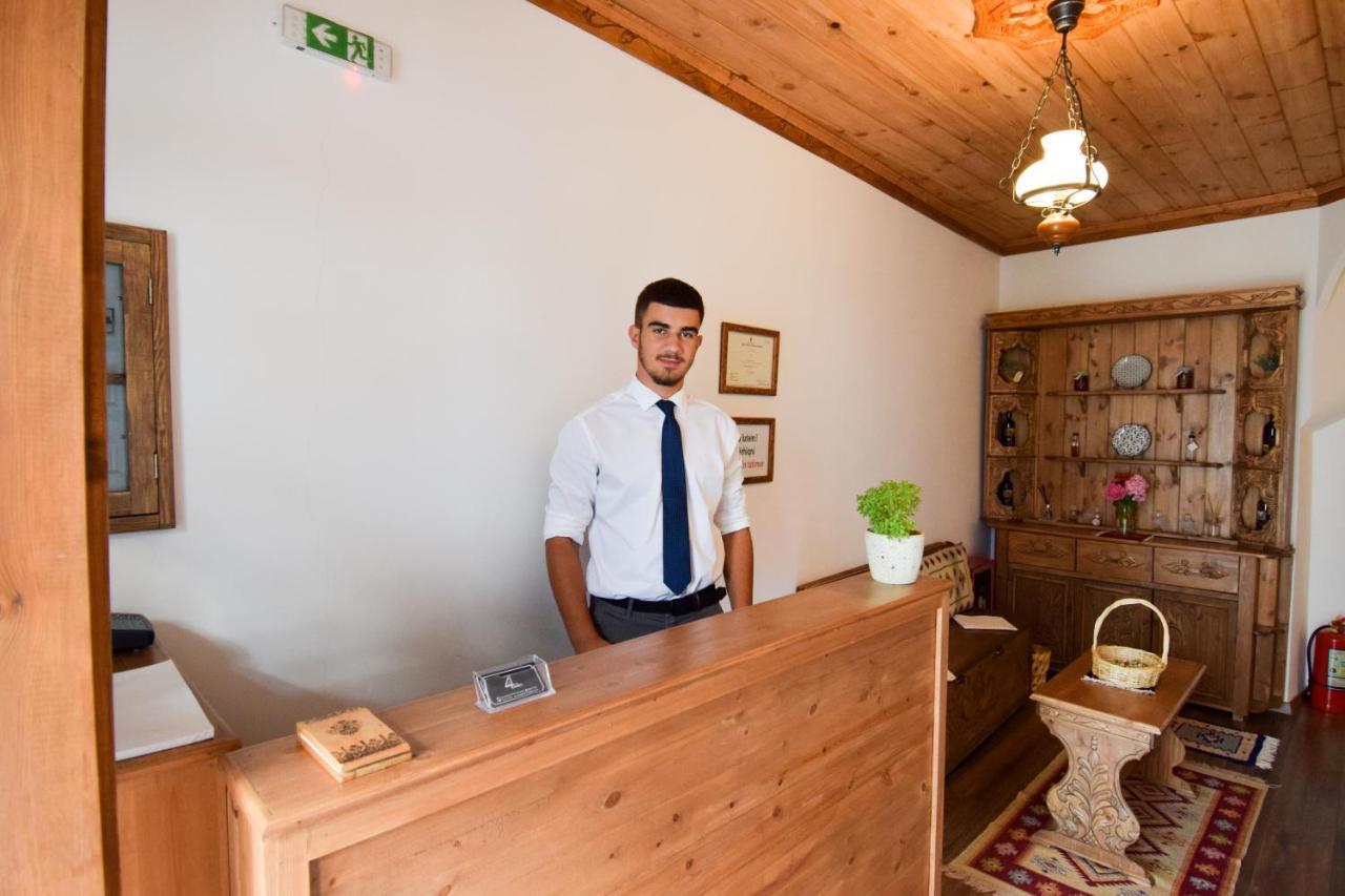 4Rooms Hotel Gjirokastër 外观 照片