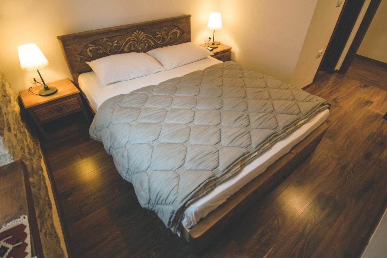 4Rooms Hotel Gjirokastër 外观 照片