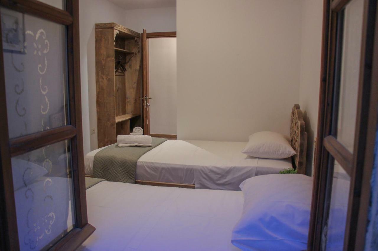 4Rooms Hotel Gjirokastër 外观 照片
