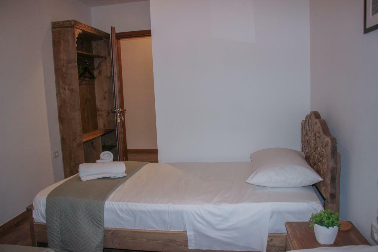 4Rooms Hotel Gjirokastër 外观 照片