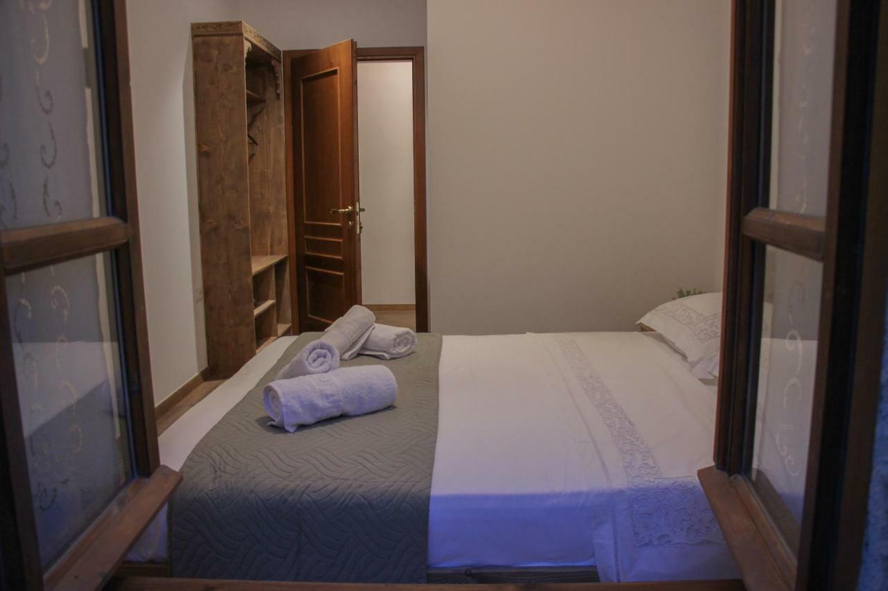 4Rooms Hotel Gjirokastër 外观 照片