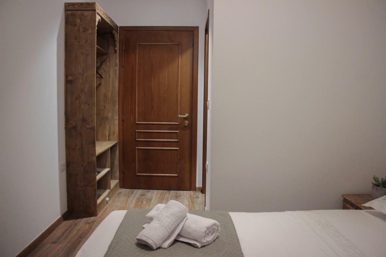 4Rooms Hotel Gjirokastër 外观 照片