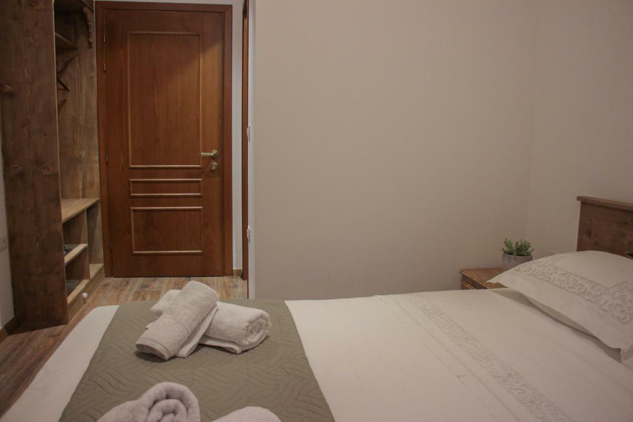 4Rooms Hotel Gjirokastër 外观 照片