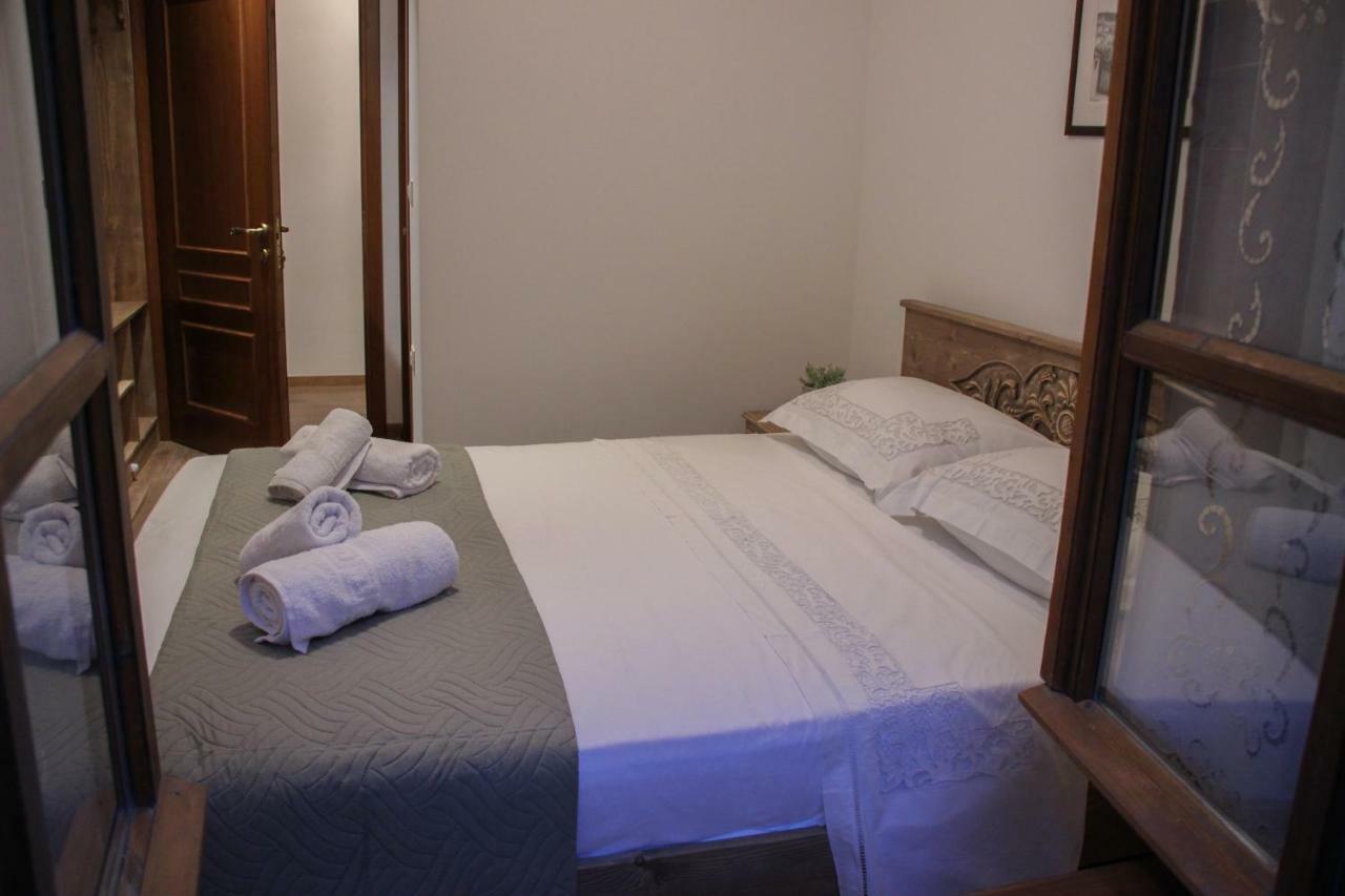 4Rooms Hotel Gjirokastër 外观 照片