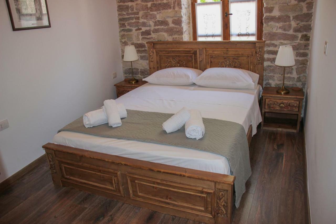 4Rooms Hotel Gjirokastër 外观 照片